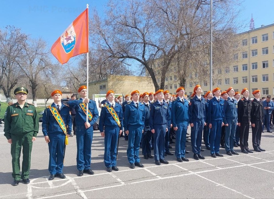 В Волгограде прошла сводная репетиция Парада Победы